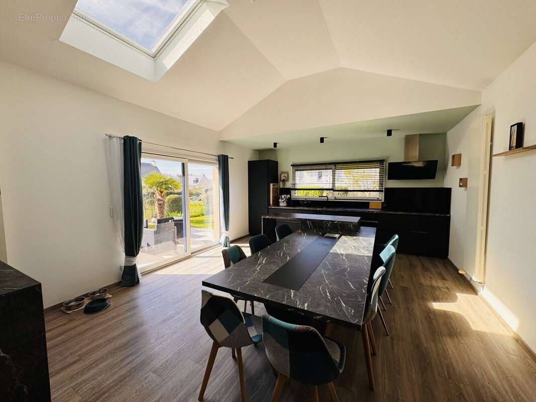 Maison à SAINT-COULOMB