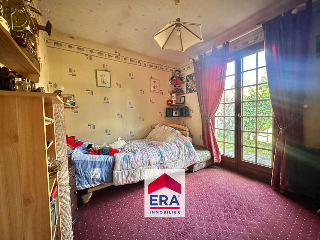 Maison de 73m2 + 753m2 de terrain - Sartrouville - photo 11