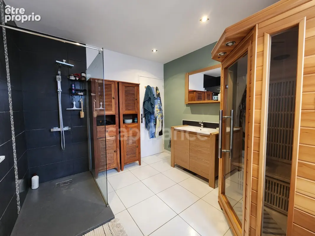 Maison familiale 4 chambres avec piscine - 27700 - photo 10
