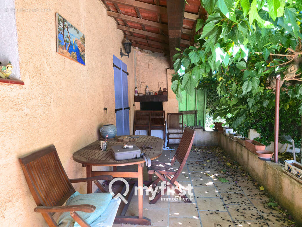 Maison à SIX-FOURS-LES-PLAGES