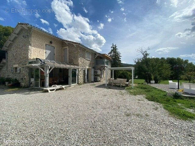 Maison à VEYNES