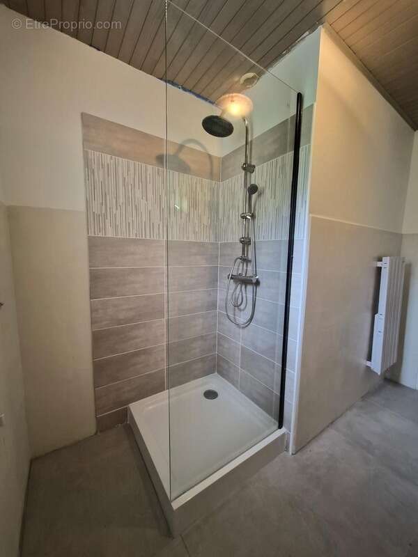 Maison de caractère avec piscine sur terrain arboré de 2452 m² JUGEALS NAZARETH (19) - photo 10