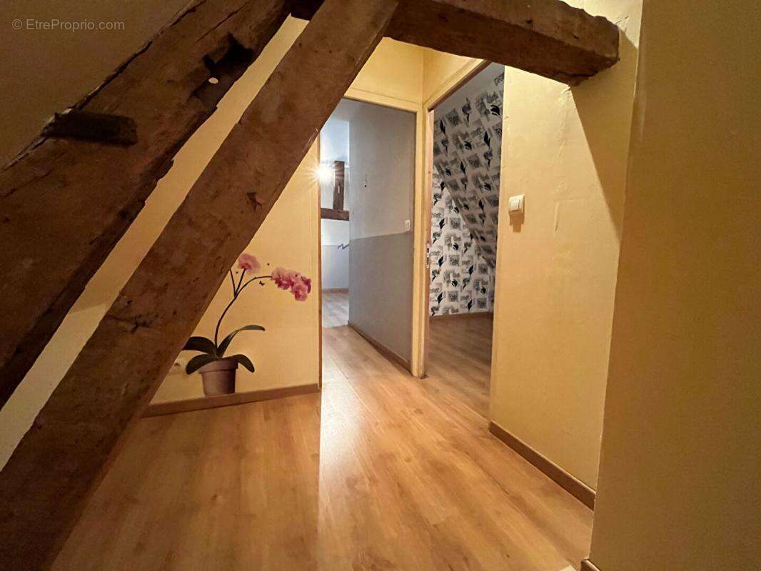 Maison à SERIFONTAINE