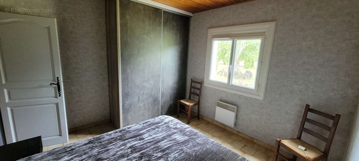 maison de plain-pied 4 chambres sur 2700m2 de terrain - photo 11