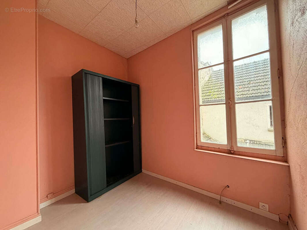 Commerce à VILLERS-COTTERETS