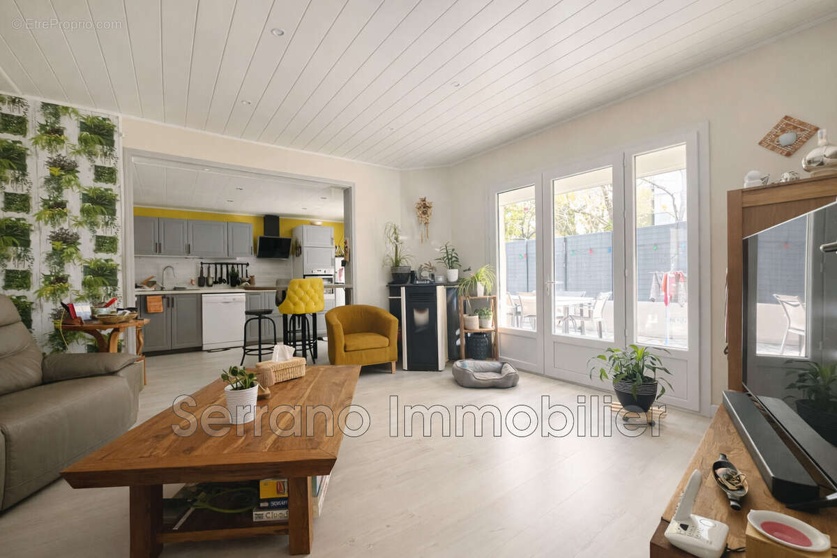 Maison 103 m² à Beaucaire  - photo 4