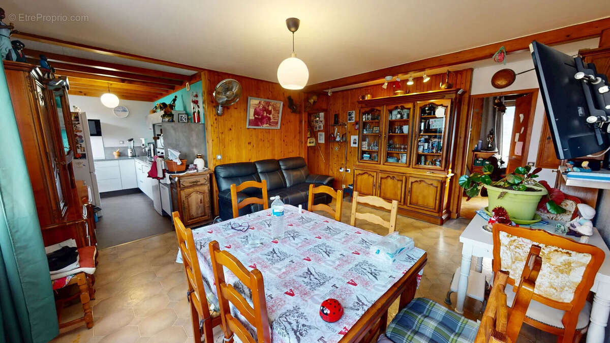 Appartement à VILLARD-BONNOT
