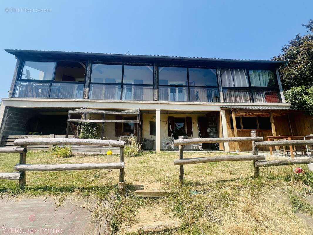 Maison 155 m² à Villamblard  - photo 5