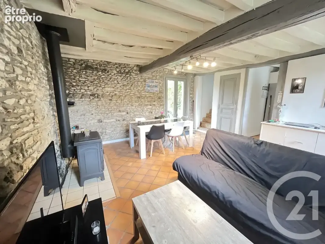 Maison à CIVIERES