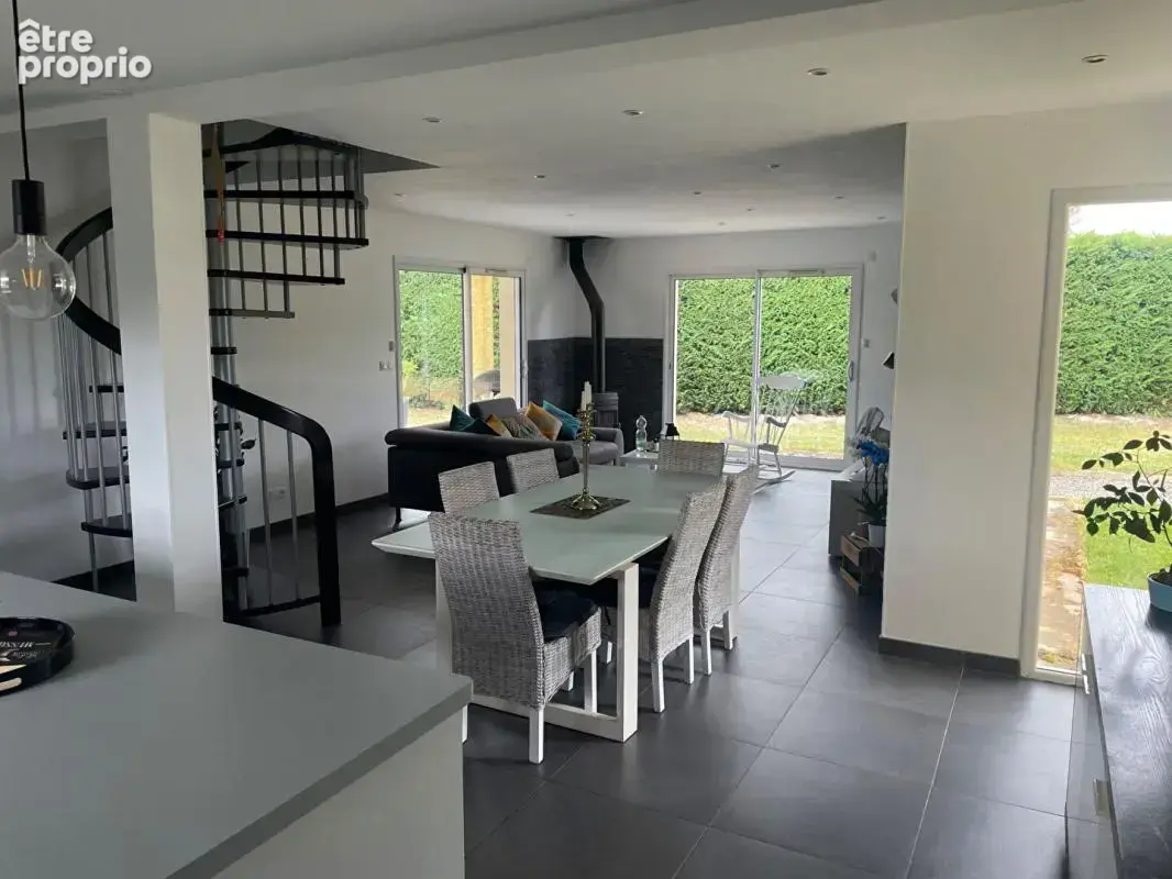 MAGNEUX HAUTE RIVE 42600 Maison 140m² 4 chambres sur 1322m² de terrain - photo 5