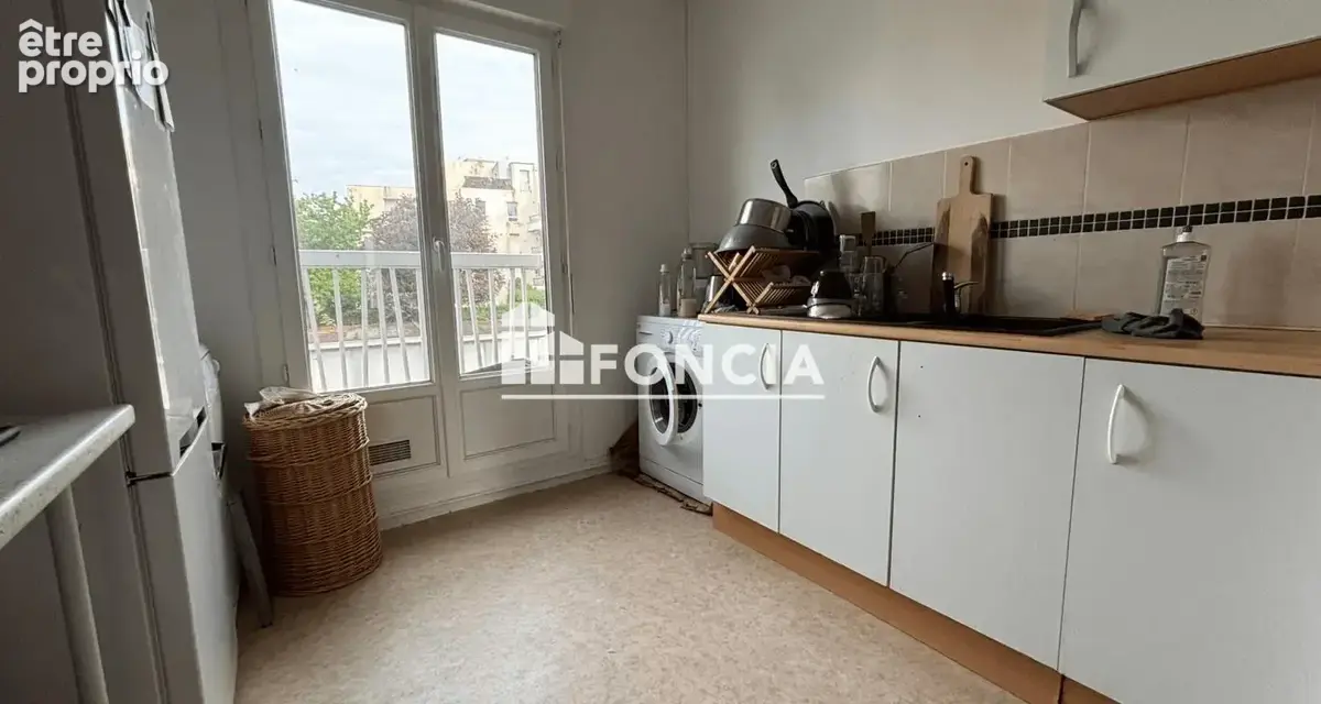 Rennes t4 3 chambres - universite villejean - residence st jean baptiste de la salle - photo 2