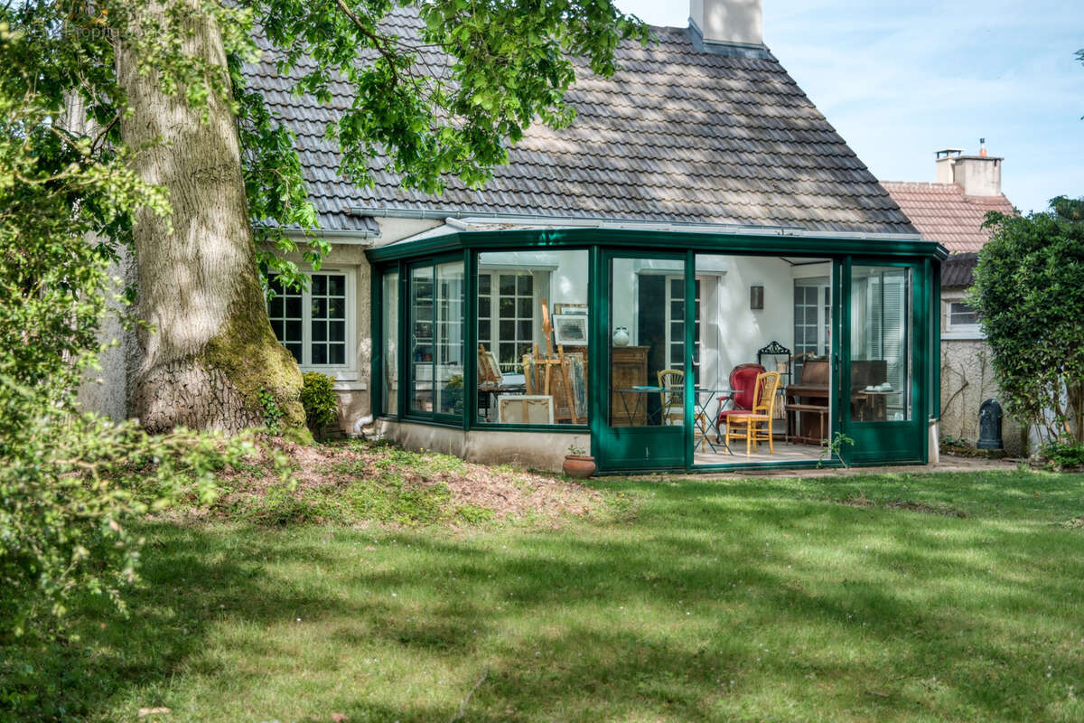 Maison à LIMOURS