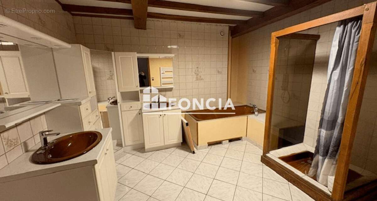 Maison à WARNECOURT