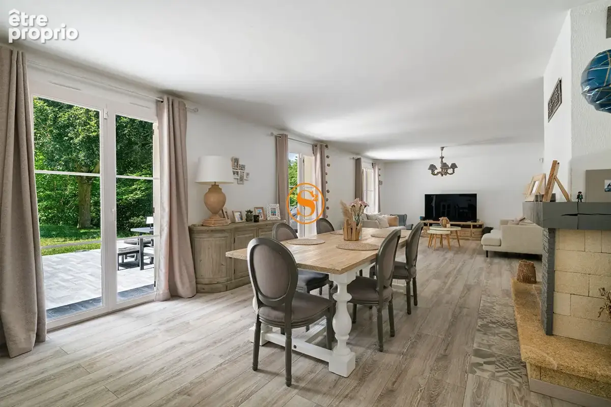 Maison à VERNEUIL-EN-HALATTE