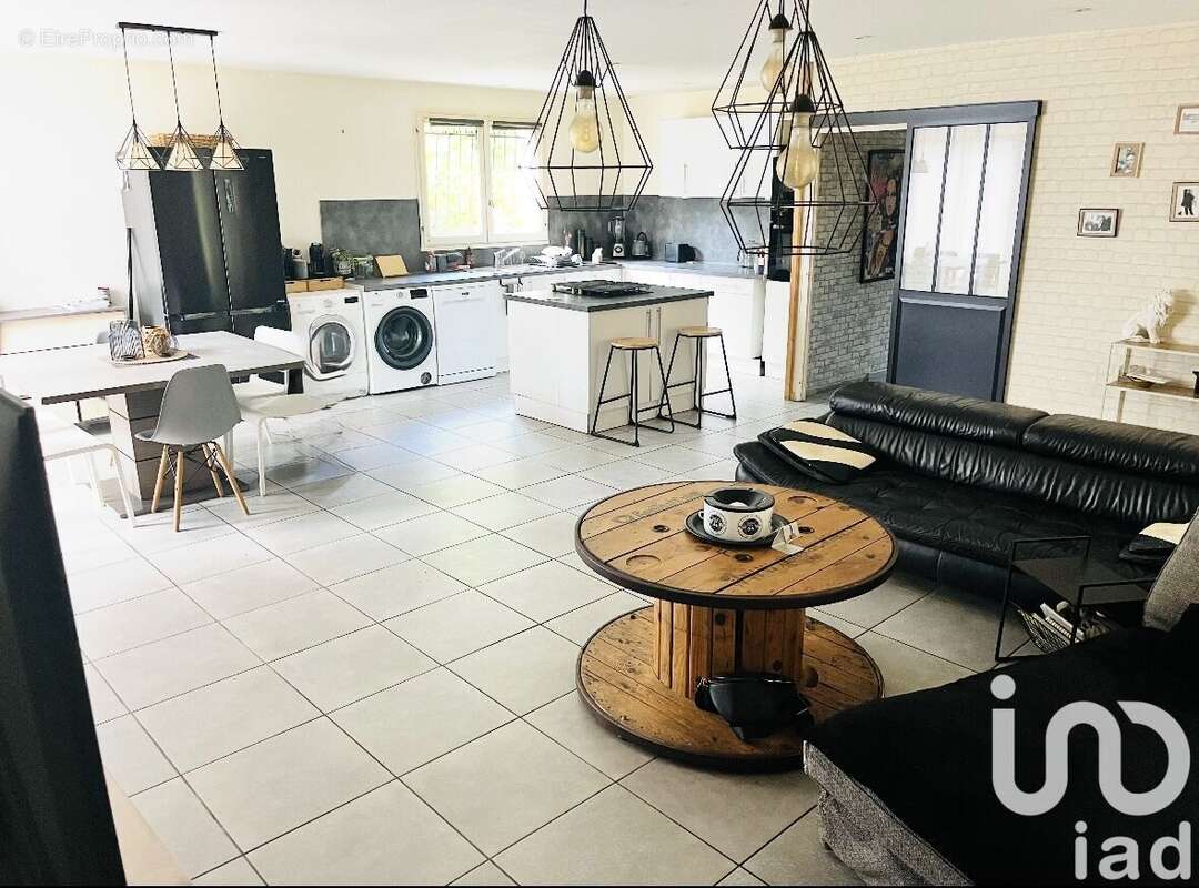 Photo 2 - Maison à AMBARES-ET-LAGRAVE