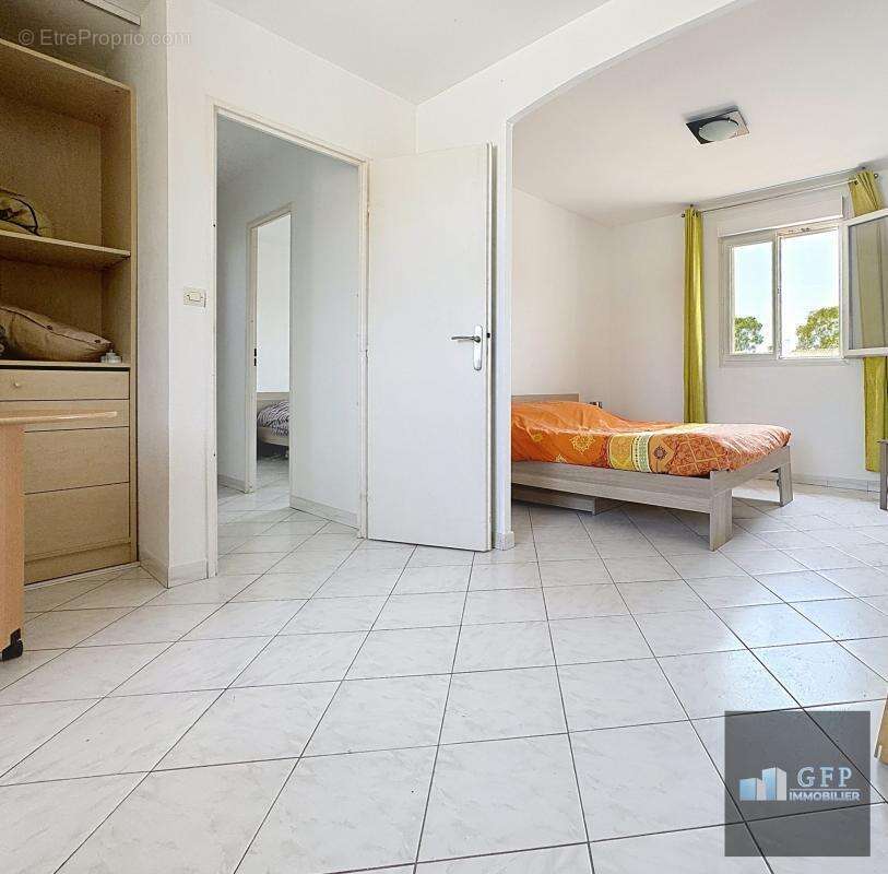 Maison à LA LONDE-LES-MAURES