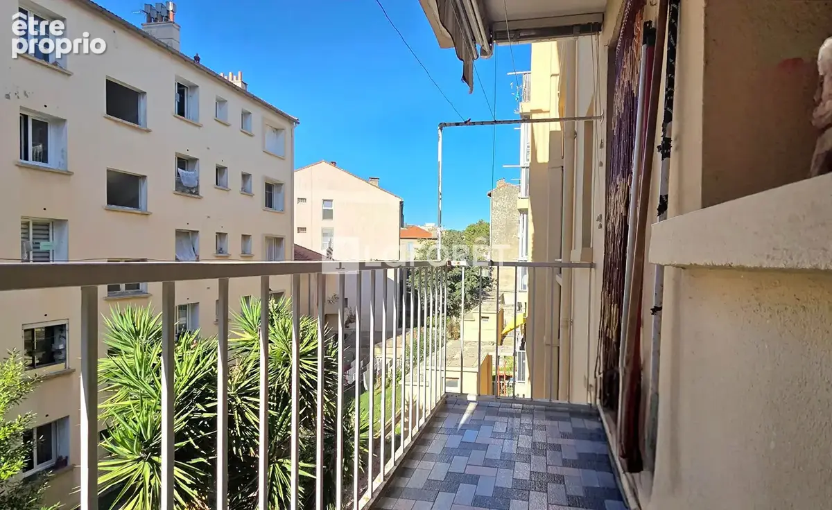 Appartement Toulon 4 pièce(s) 65.85 m2 - photo 7