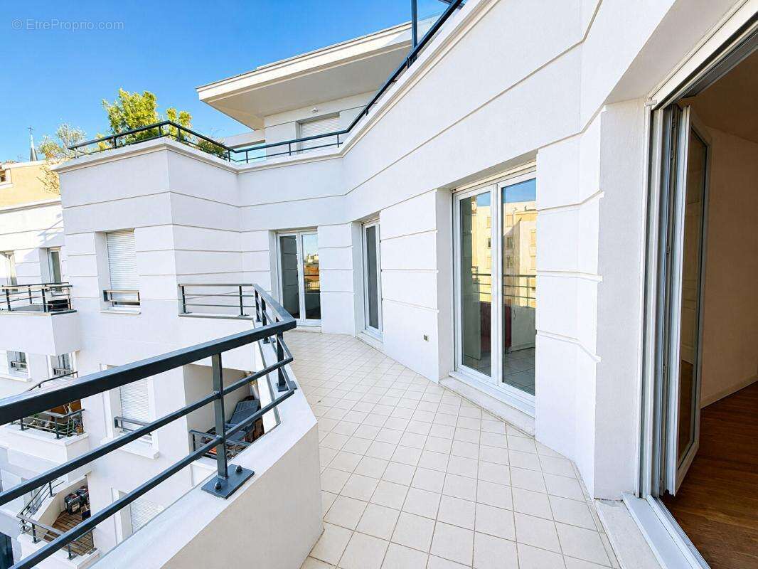 Appartement à LYON-6E
