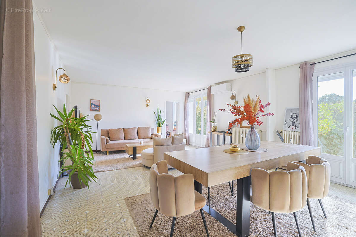 Appartement à LE LAVANDOU