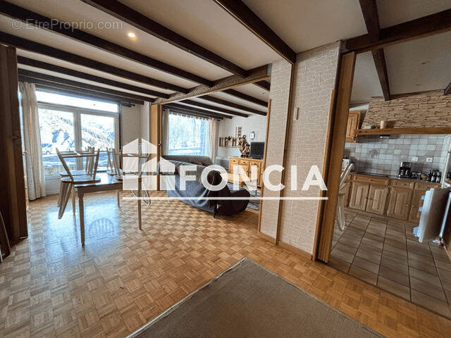 Appartement à ALLOS