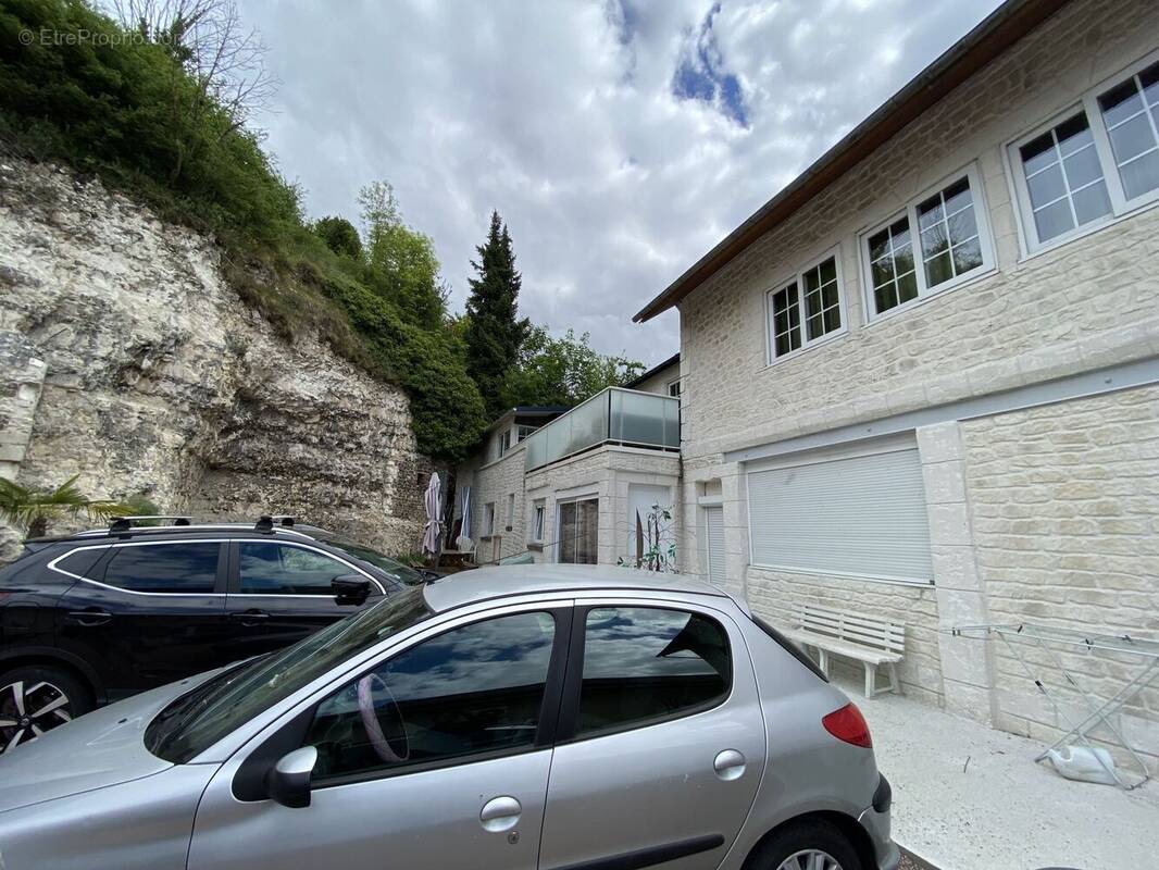 Appartement à BELBEUF