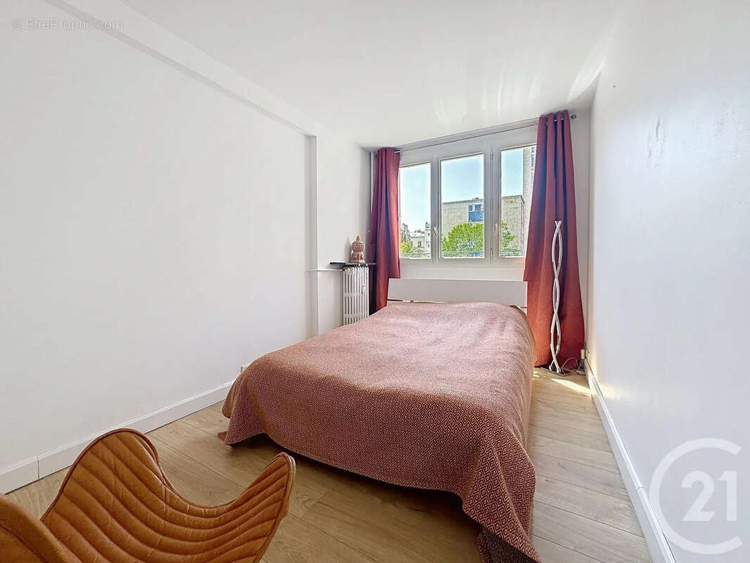 Appartement à PARIS-20E