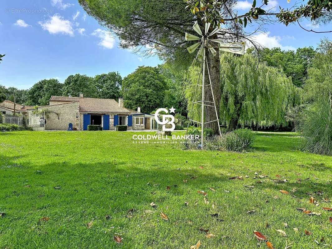 Maison à SAINT-NAZAIRE-SUR-CHARENTE