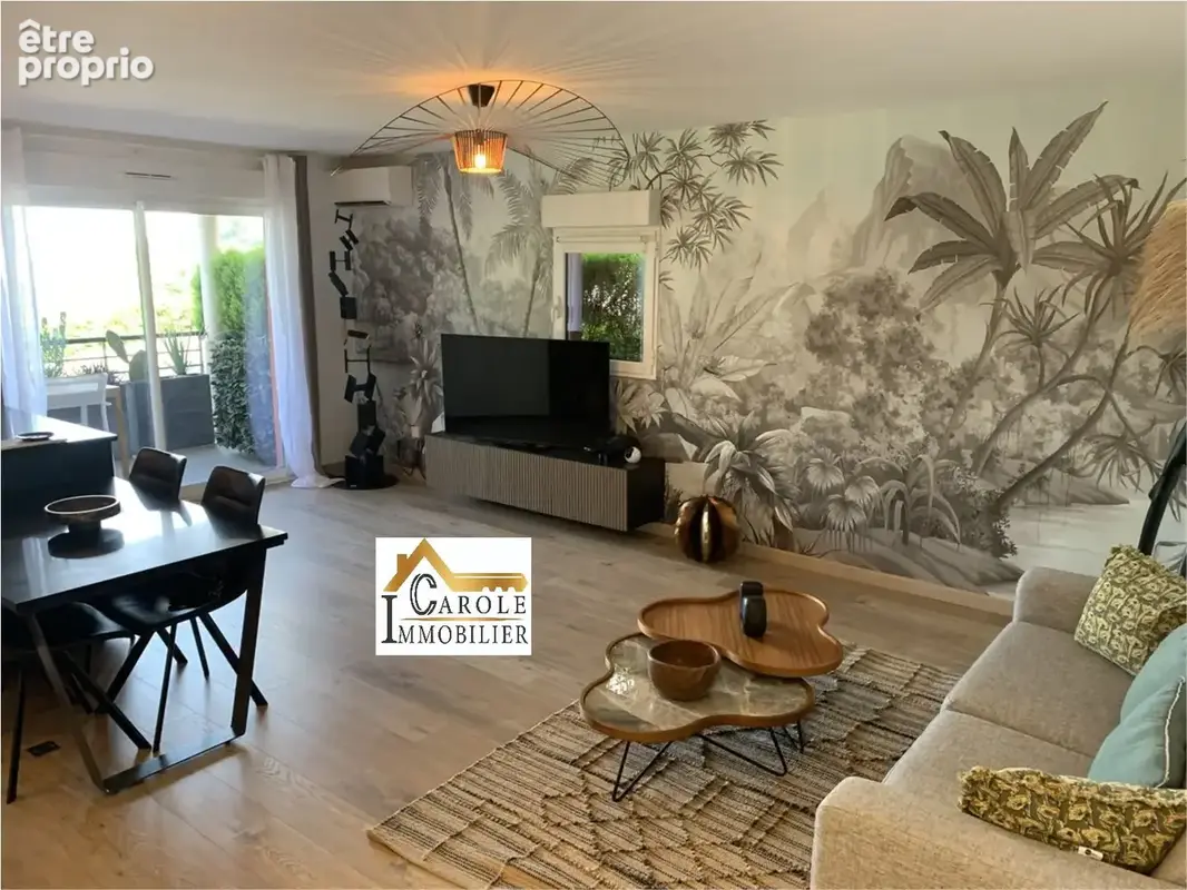Appartement à MANDELIEU-LA-NAPOULE