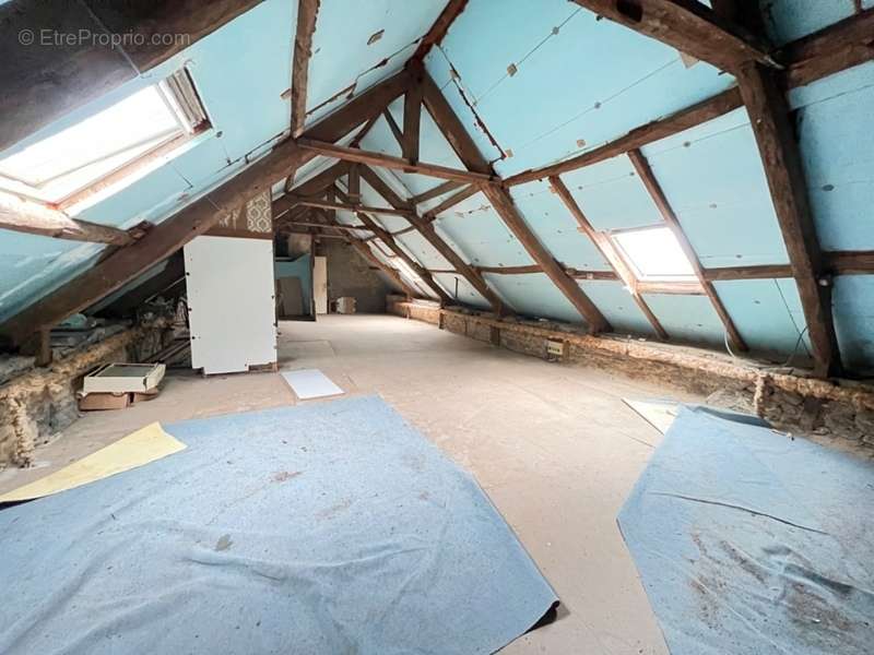 Maison à SAINT-CARREUC