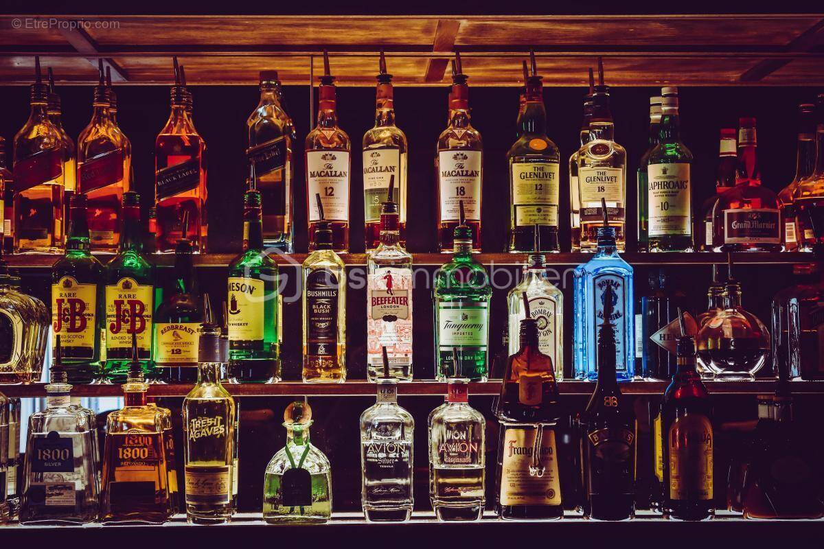 Commerce à TROUVILLE-SUR-MER