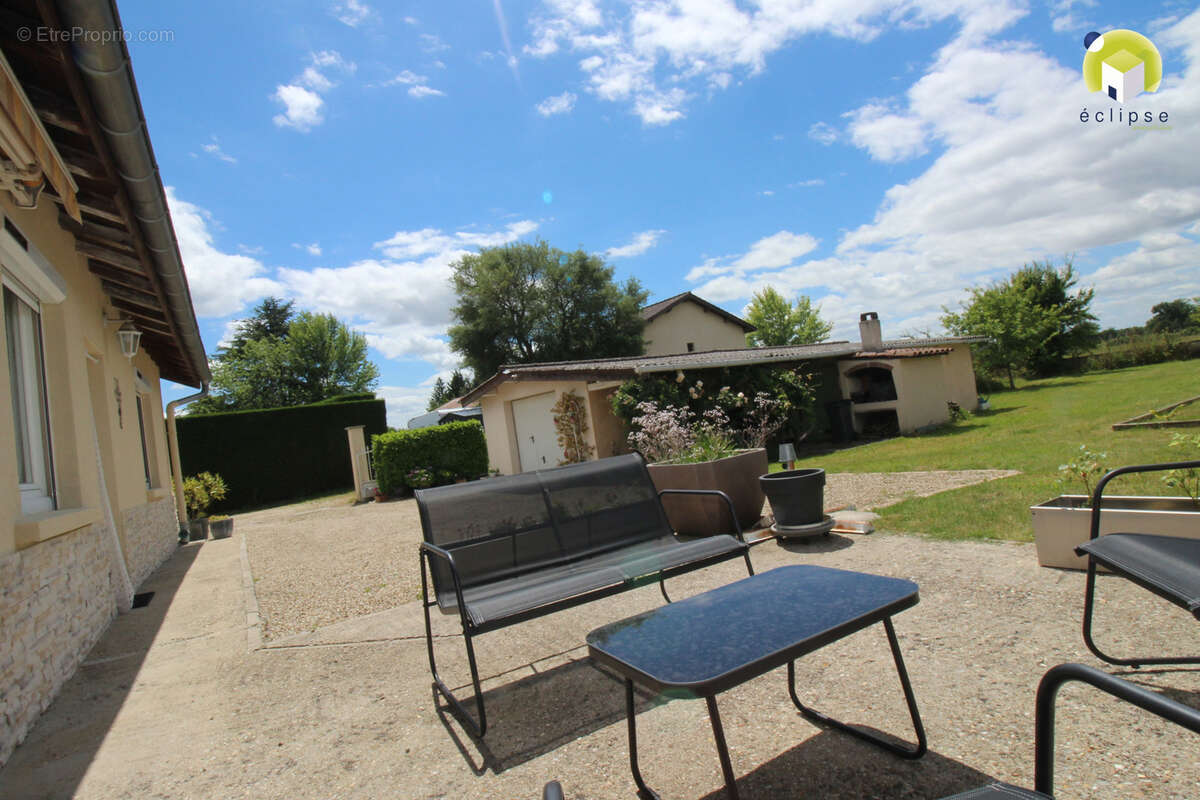 Ferme renovee 107 m2 - photo 11