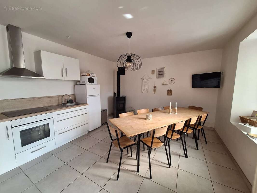 Maison à SAINT-MALO-DU-BOIS