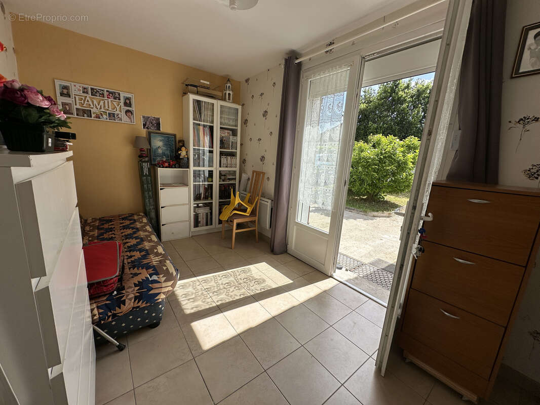 Maison à LA ROCHE-CHALAIS