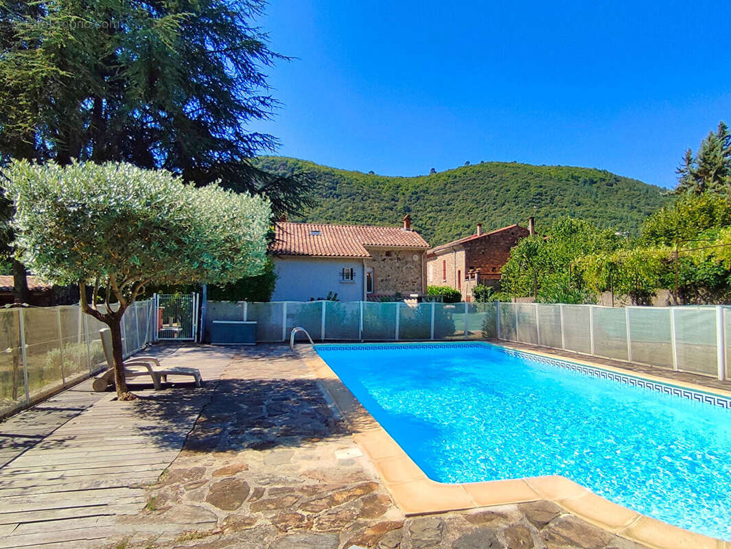 Maison à BESSEGES