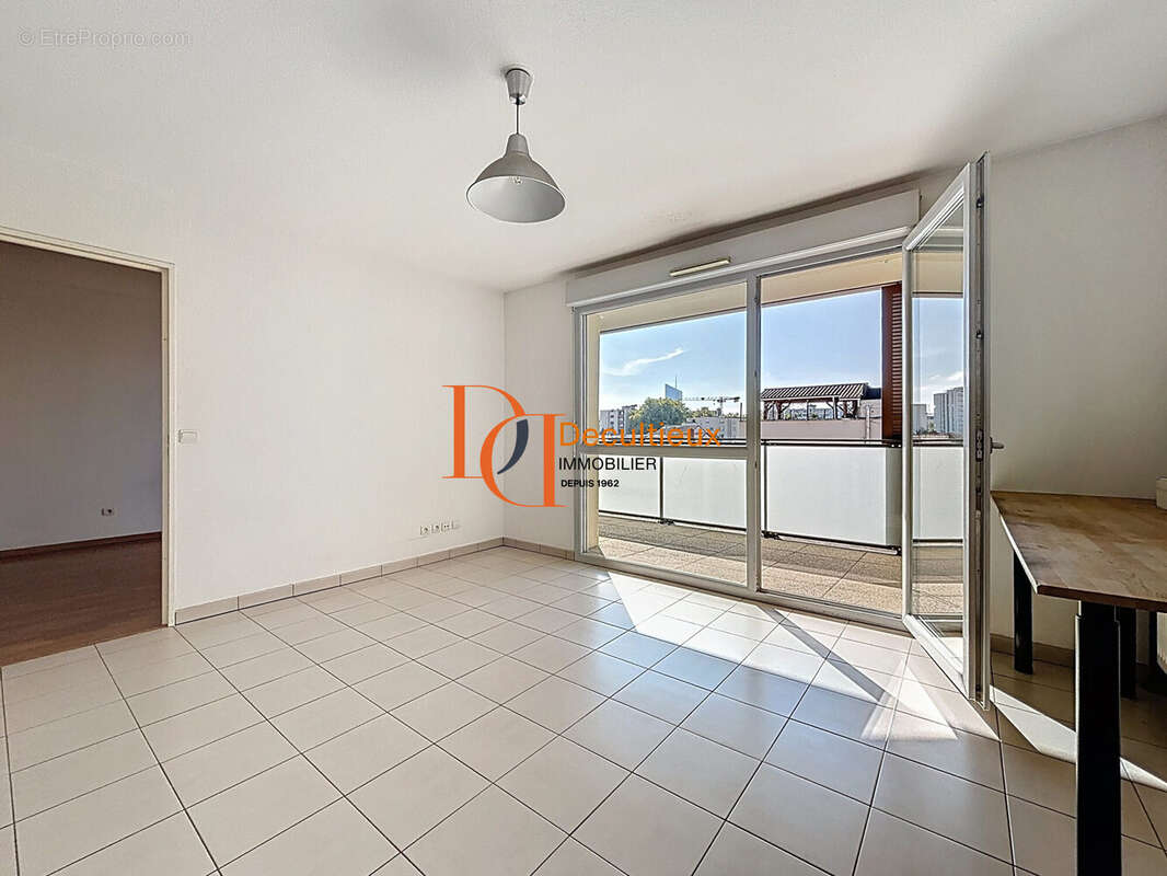 Appartement à VILLEURBANNE