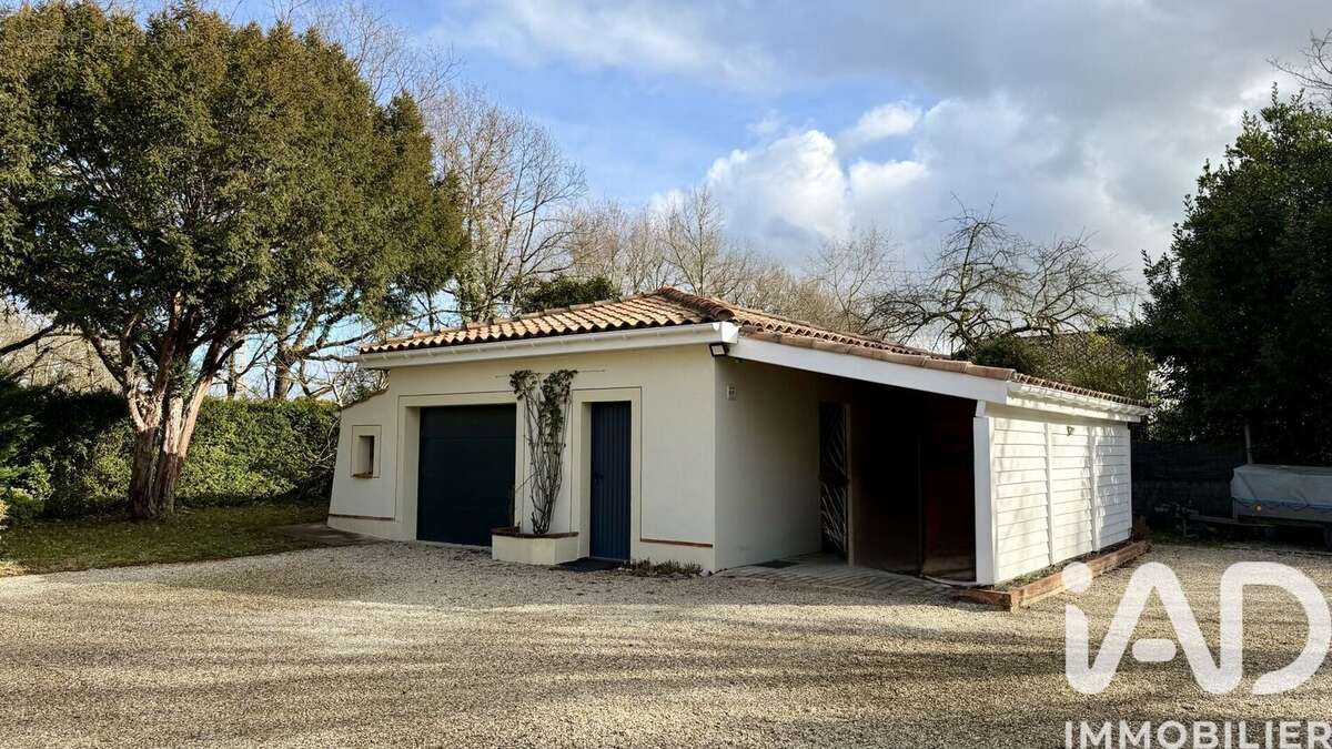 Photo 5 - Maison à SAINT-ETIENNE-DE-TULMONT