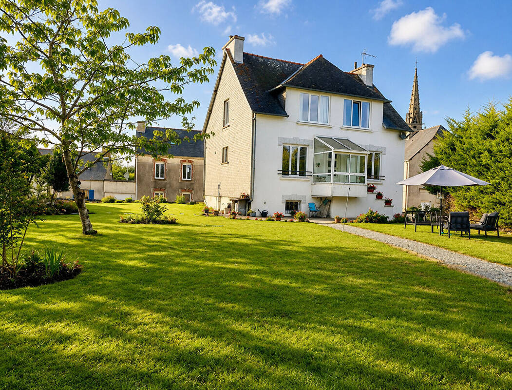 Maison à CARHAIX-PLOUGUER