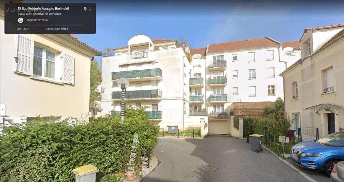 Parking à BUSSY-SAINT-GEORGES