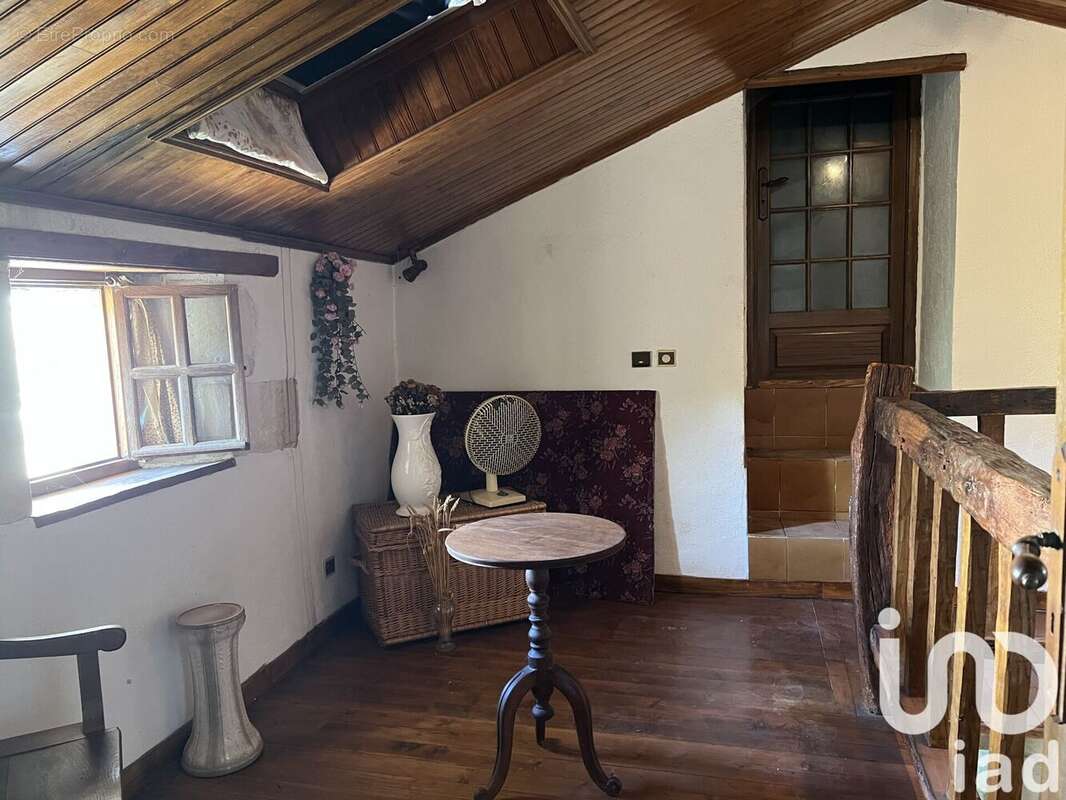 Photo 8 - Maison à COURCOME