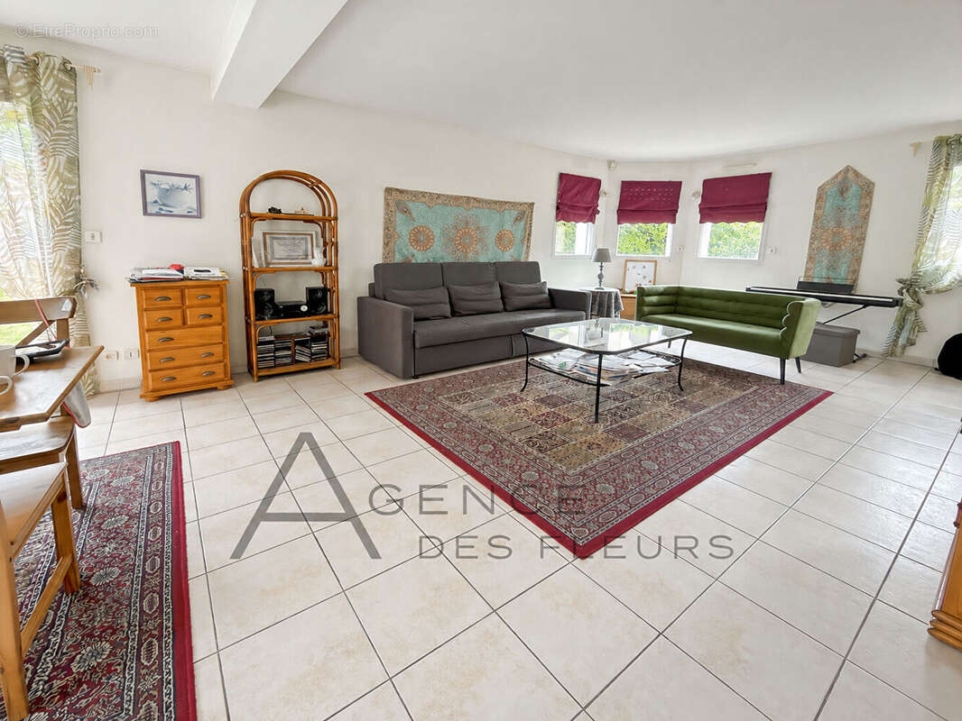 Maison à CLEON