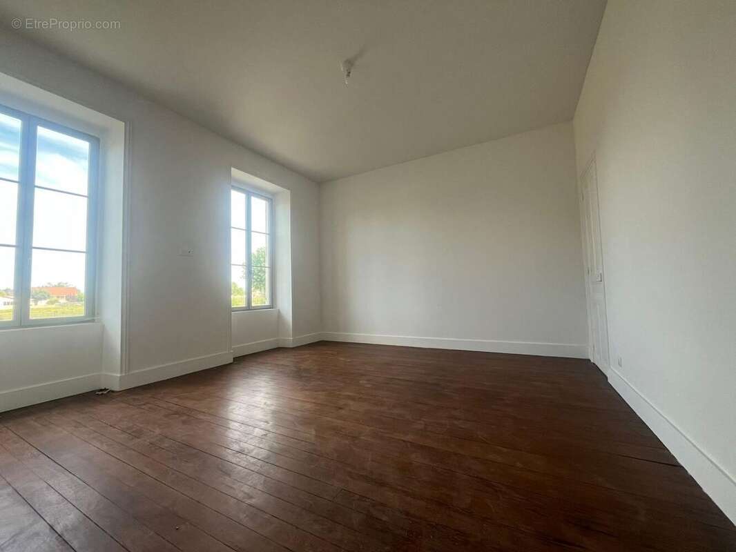 Appartement 99 m² à Beaune  - photo 4