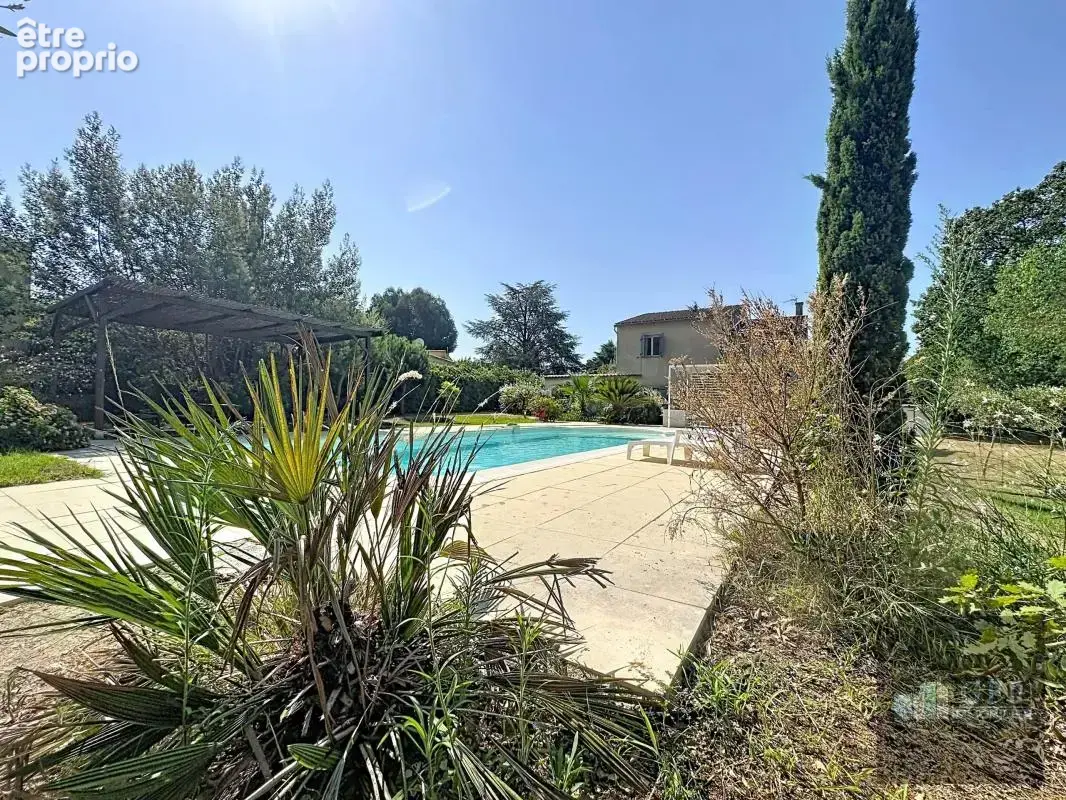 Villa familiale avec piscine sur 2 089 m² – Bormes-les-Mimosas - photo 2