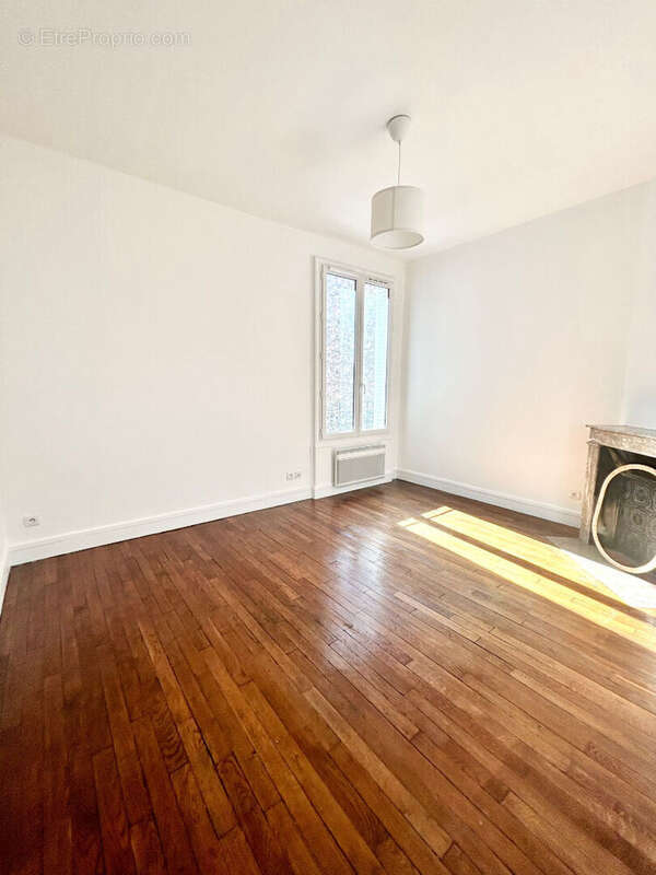 Appartement à COLOMBES