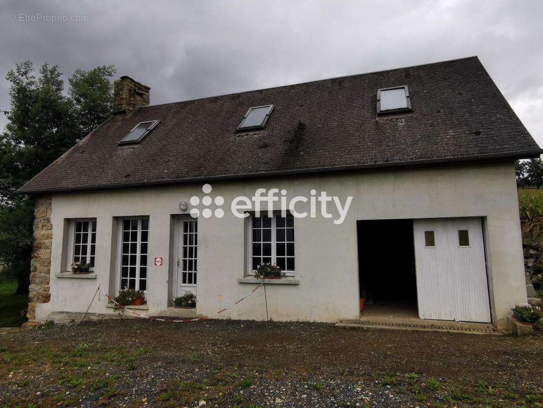 Maison à MORTAIN