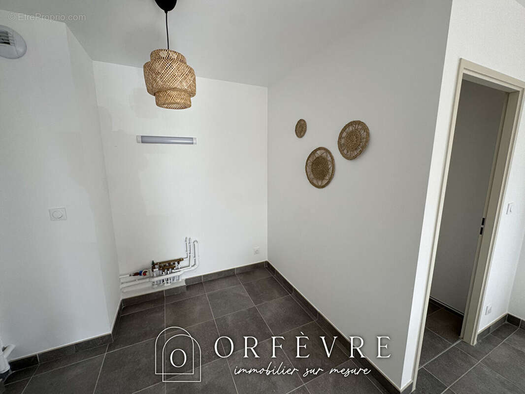 Appartement à CASTELNAU-LE-LEZ