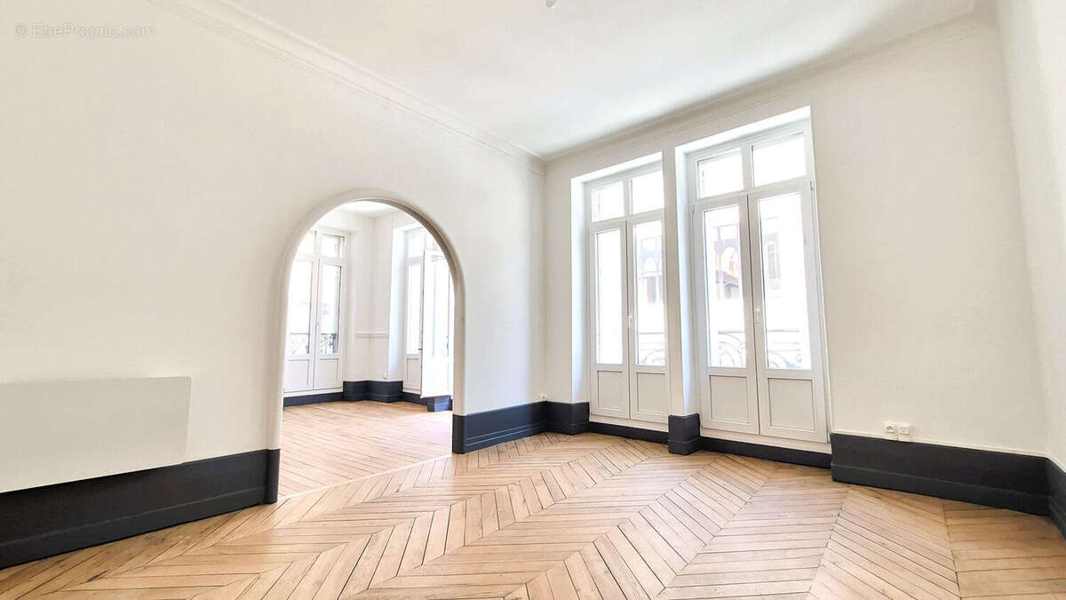 Appartement Dijon 5 pièces - CENTRE VILLE - photo 2
