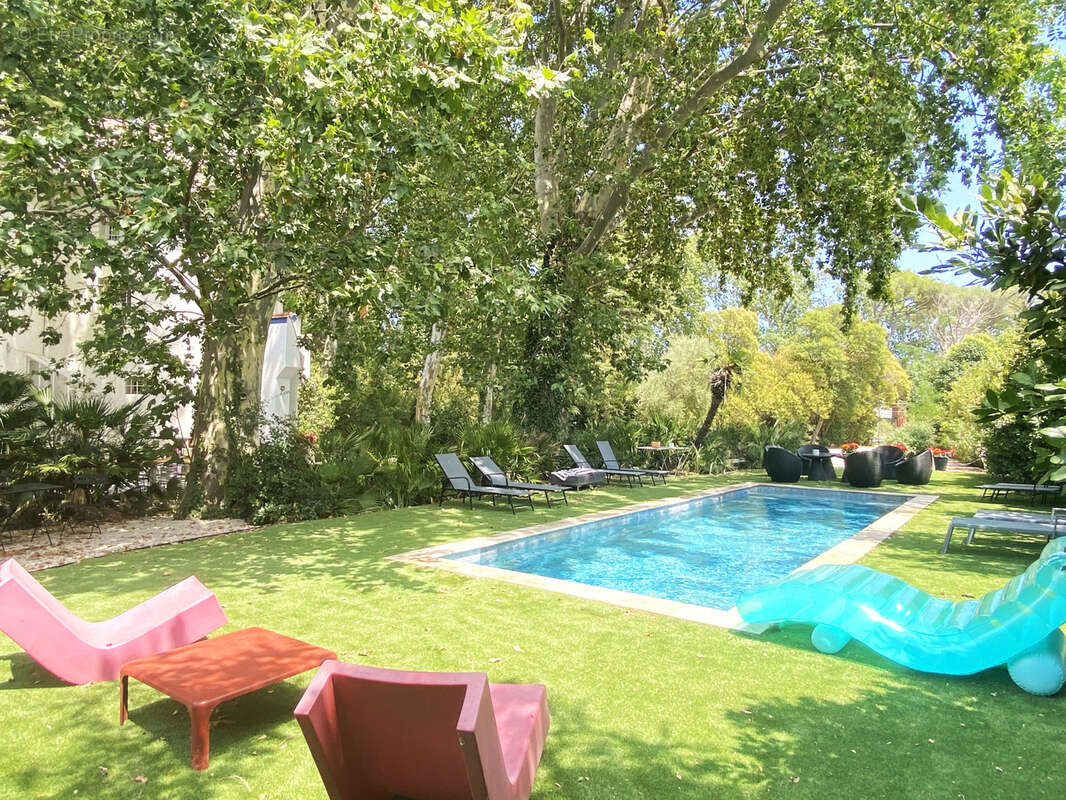 Une maison de maitre avec maison d'amis sur 2580m2 de parc arbore, a 10 minutes de perpignan - photo 3