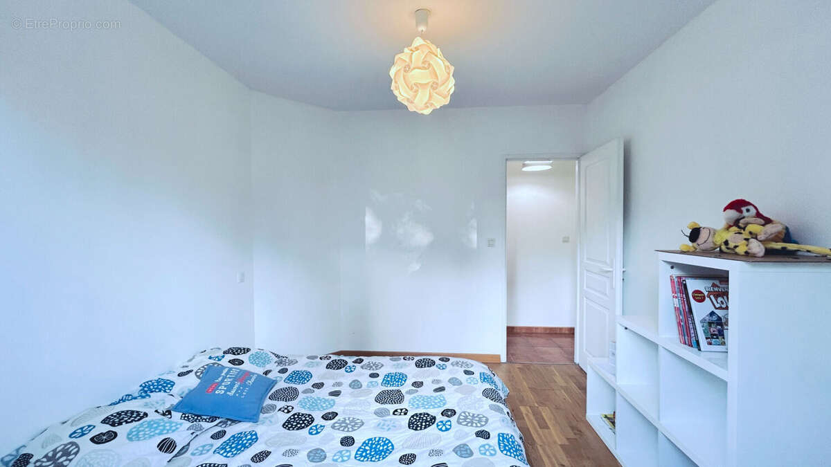 Maison à SAINTE-BAZEILLE