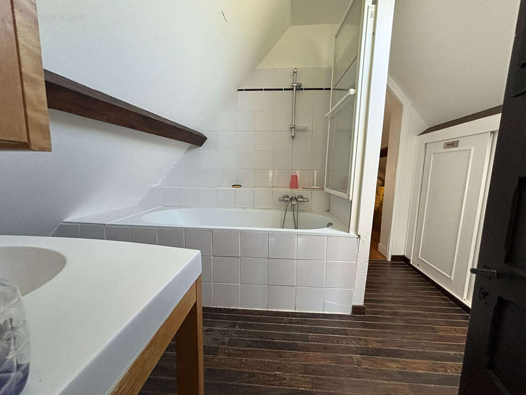 Longère normande rénovée avec piscine chauffée à Basseneville - photo 12