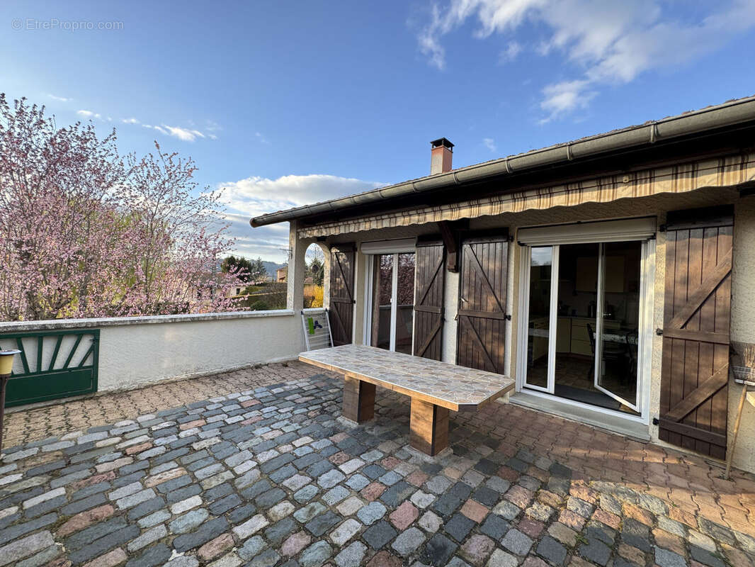 Photo 4 - Maison à COURS-LA-VILLE